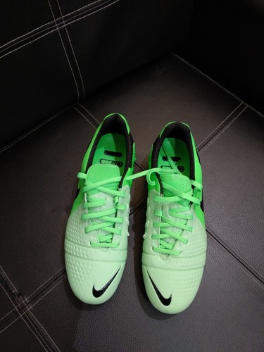 Chaussure foot nike - foot, 360