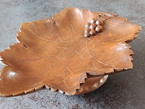 Coupe bois forme - bois, feuille