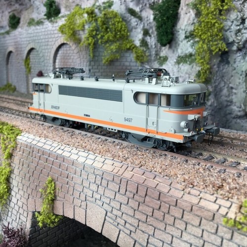 Locomotive 9497 avignon - locomotive,