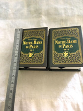 Livres miniatures  NOTRE DAME