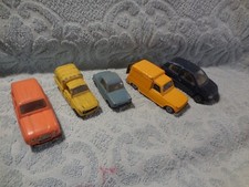 LOT DE 5 PETITES VOITURES