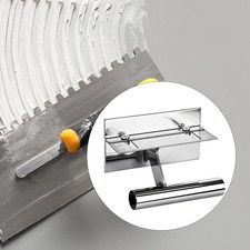 Truelle d'angle en acier