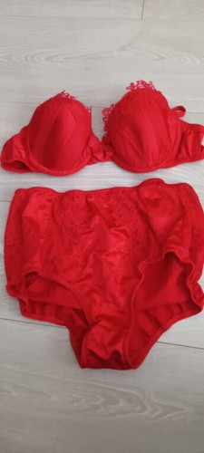 Lingerie ensemble