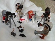 Aventures polaires PLAYMOBIL - Cinq explorateurs et leurs collaborateurs Inuits