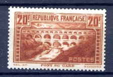 PONT DU GARD  N° 262IIB  signé CALVES LUXE** GOMME ORIGINALE    refvid