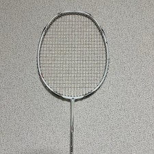 YONEX VOLTRIC 70 E-tune 4UG5