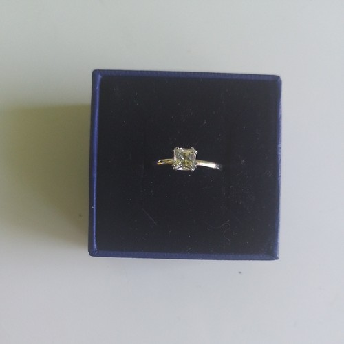 Bague swarovski - bague,