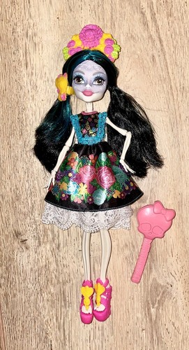 Poupée collector monster high - collector,