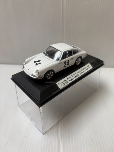 Presse modifié porsche 911 - modifié,