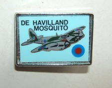 INSIGNE BROCHE FANTAISIE