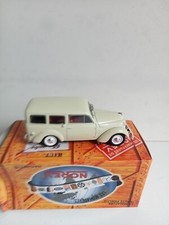 Renault Juva 1938 Norev neuf avec boite d'origine 1/43