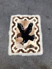 Tapis Peau Et Poils De Mouton Motif Aigle Fait Main Vintage 