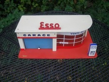 PETIT  GARAGE  ESSO  JOUETS  DEPREUX  1970  NO  VROOM  NIL  MGF  CHARLYS 