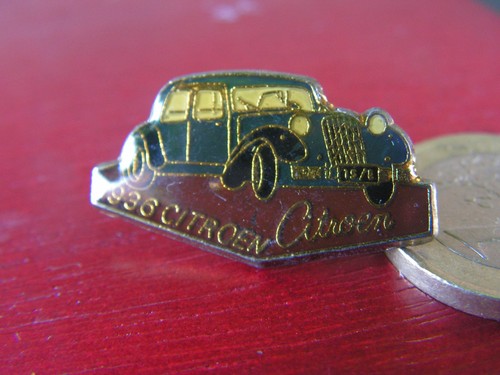 Pins collection voiture - ,