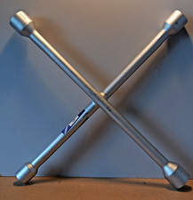 Cle Demonte-Roues En Croix