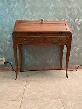 Secrétaire en bois massif style Louis XV ferrures en laiton