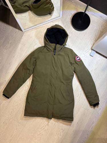 Women canada goose - canada,