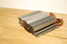 AMPLI AUTO 2 X 50 WATTS marque