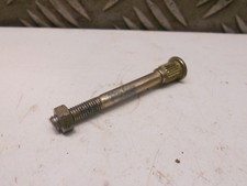 Stihl Wood Boss 028 AVS - Goujon de carburateur ref. 1121 122 6600