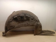 Pare boue arriere droit