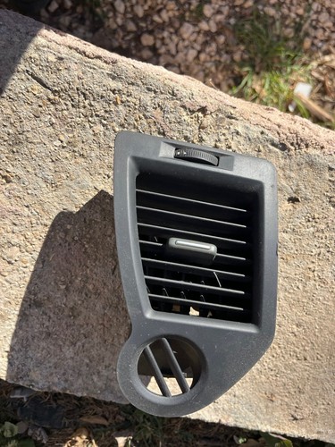 Grille aeration gauche - aeration,