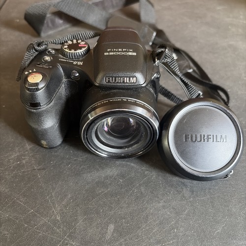 Fujifilm finepix s2000hd - finepix,