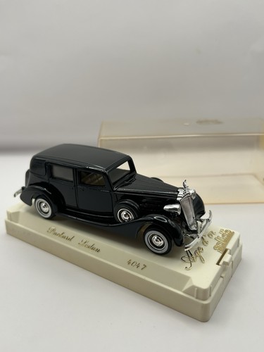 R1159 voiture miniature - miniature,