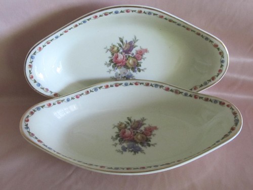 Lot raviers en porcelaine - de,