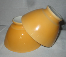  2 ANCIENS PETITS BOLS a cafe  EN FAIENCE ANNEES 50  Vintage TBE