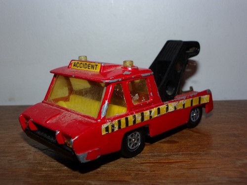 Corgi breakdown truck tow - corgi,