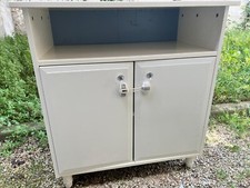 Buffet Blanc en très bon état 