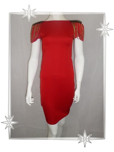 Superbe robe rouge strass - e,