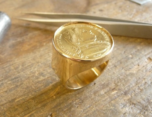 Chevalière ronde avec - chevalière, or