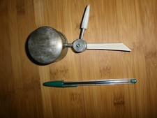 ANCIENNE SOUPOUDREUSE 