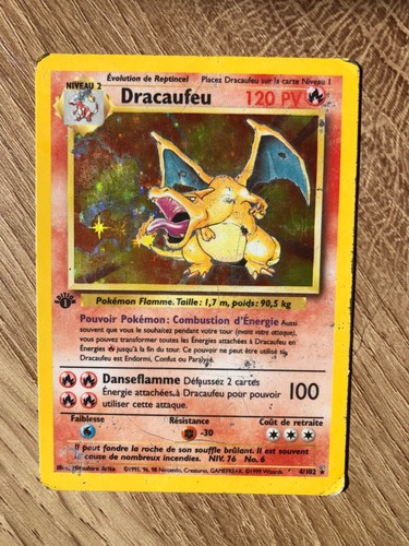 Carte pokemon dracaufeu - carte,