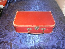 ANCIENNE VALISETTE EN CARTON BOITE POUR COUTURE POUPEE TRICOT VINTAGE COLLECTION