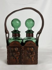 2 Carafes Dans Un Étui En