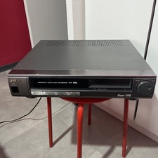 MAGNÉTOSCOPE SUPER VHS JVC