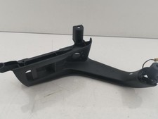 Support poignee porte avant