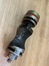 UNE VALVE DE CYLINDRE 34X01