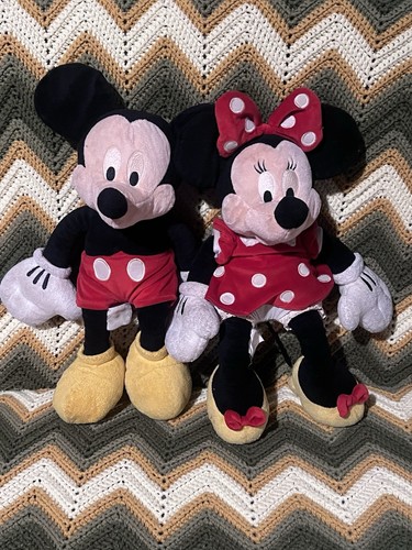 Mickey and minnie mouse plush - mickey,