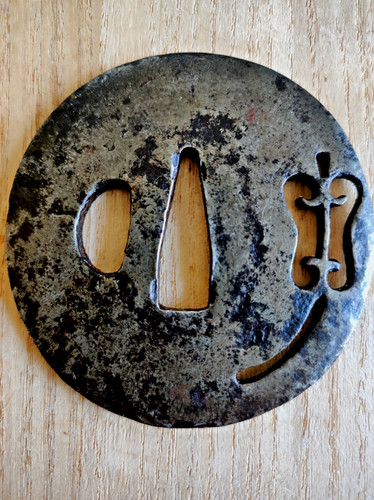Tsuba sukashi katana - tsuba, en