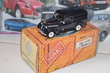 Renault Juvaquattre Tolée Gendarmerie Norev au 1/43 avec boîte