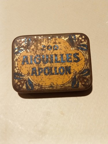 Ancienne boîte tôle - en,