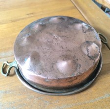 Ancien Moule À Œufs A