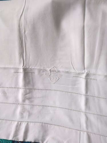 Drap ancien brodé - brodÉ, taies