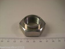 Ecrou 28 x 1,50 de moyeu AV Peugeot J5 Boxer I et II Citroën C25 Jumper I et II