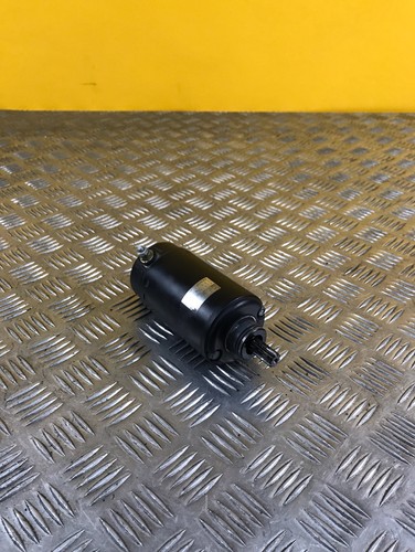 Démarreur électrique pour