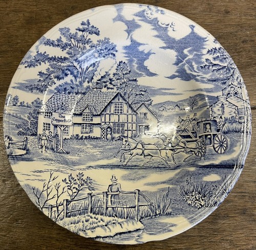 Assiette faïence fait - , main