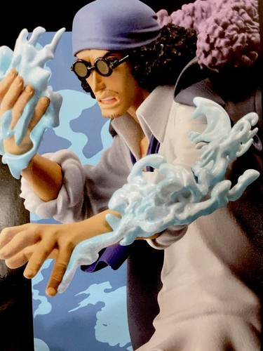Figurine one piece kuzan - one,